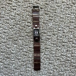 Women’s Leather Banded Fossil Watch